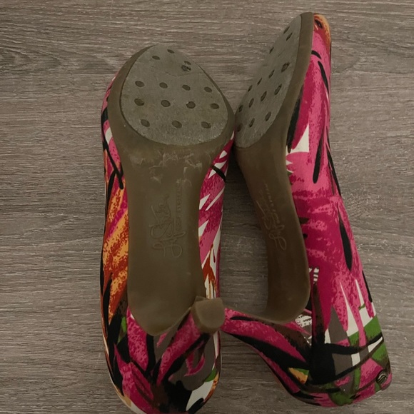 Colorful women’s high heel shoes - Picture 5 of 10